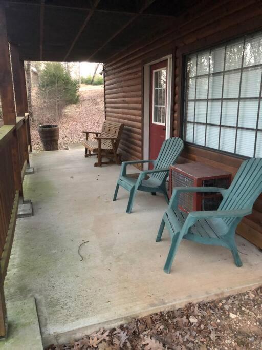 The Loft At Bear Mountain Log Cabins Eureka Springs Exterior photo